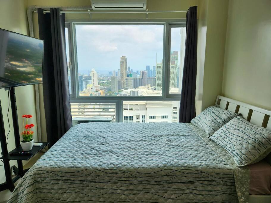 Makati Penthouse With Stunning City Skyline View Μανίλα Εξωτερικό φωτογραφία