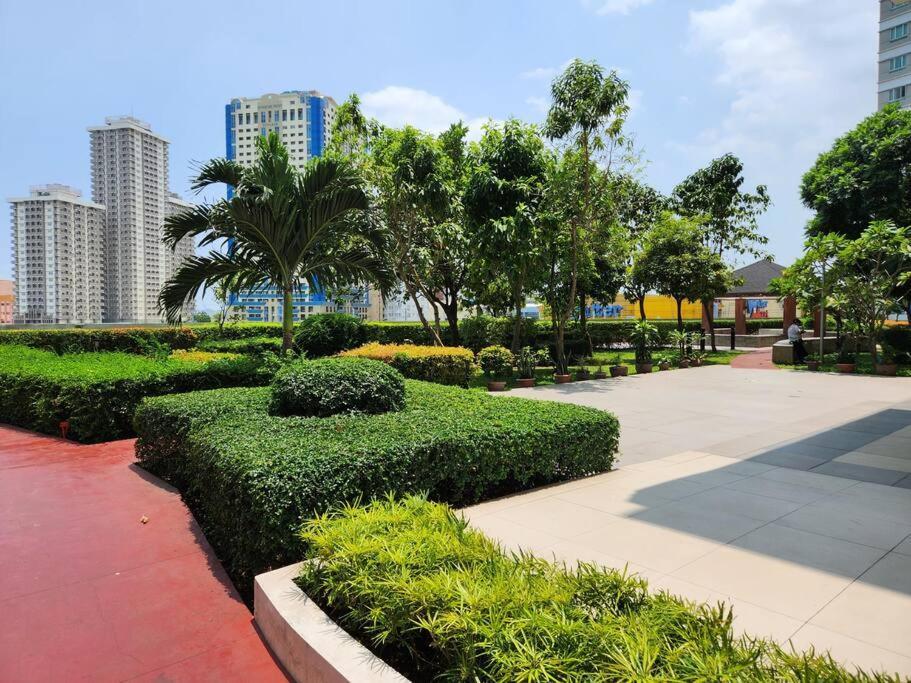 Makati Penthouse With Stunning City Skyline View Μανίλα Εξωτερικό φωτογραφία